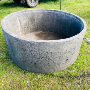 Bebedero de Hormigón Redondo 750L – Resistente y Duradero